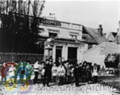 TH\CT\PI\PR\2032_th.jpg; 2032; ;